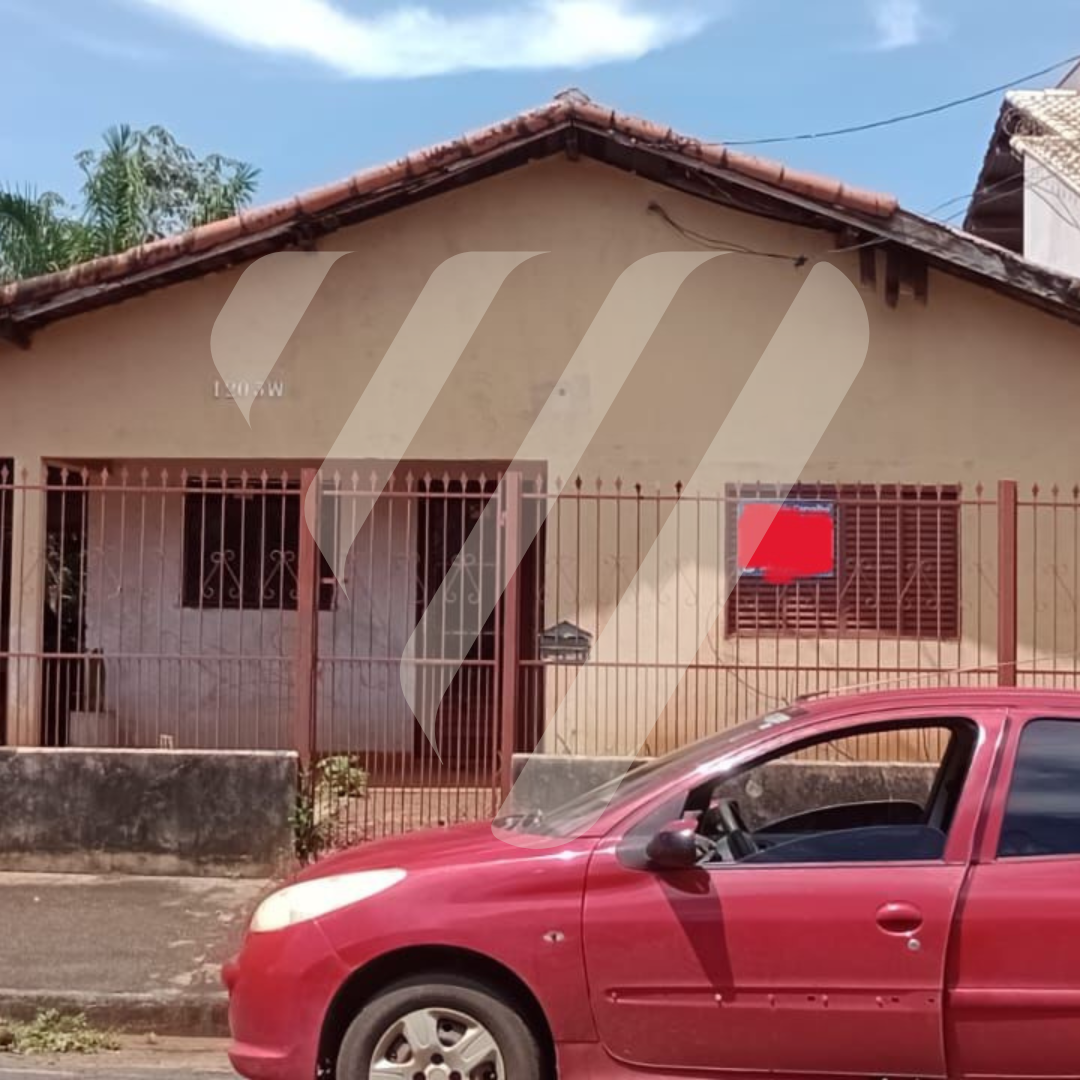 🏡 OPORTUNIDADE: TERRENO COM CASA ANTIGA 🏡