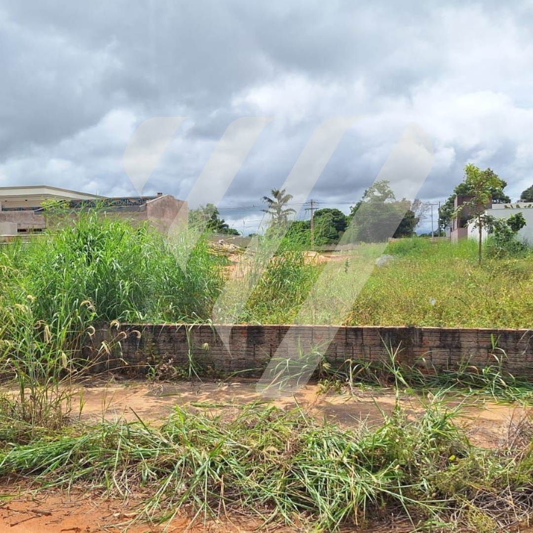 VENDE-SE TERRENO PRÓXIMO A FACULDADE UNIC